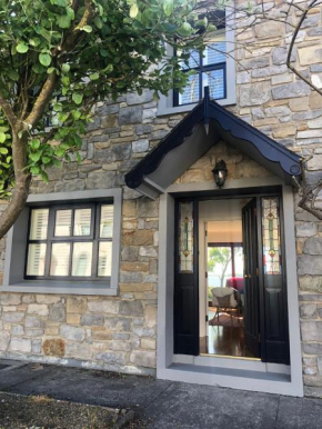 4 Harbour Town House